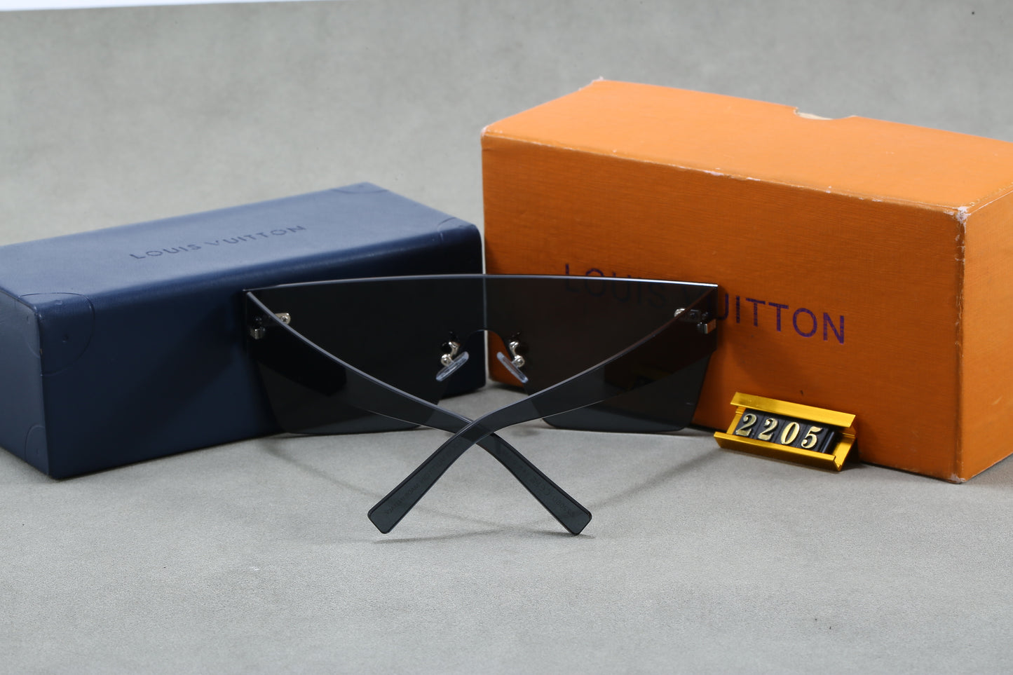 Monogram Integrated Rimless Sunglasses (Model 2205)