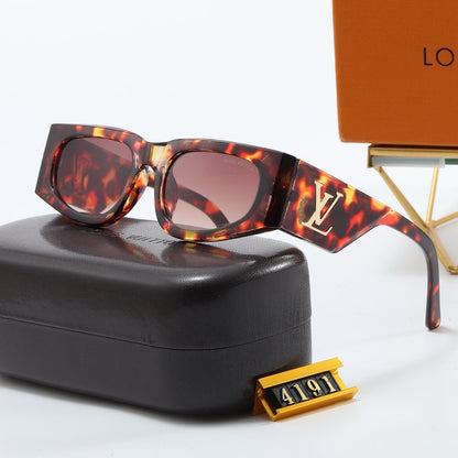 Vintage Cat-Eye Bold Frame Sunglasses with Metal Detail (Model 4191)