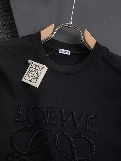 Embroidery logo t-shirt