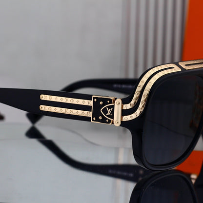 Retro Oversized Frame Sunglasses with Metal Accents 0715