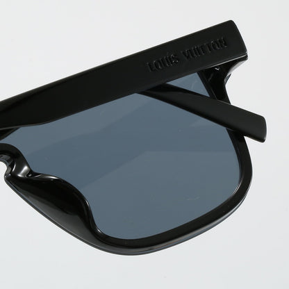 Riveted Printed Oversized Sunglasses