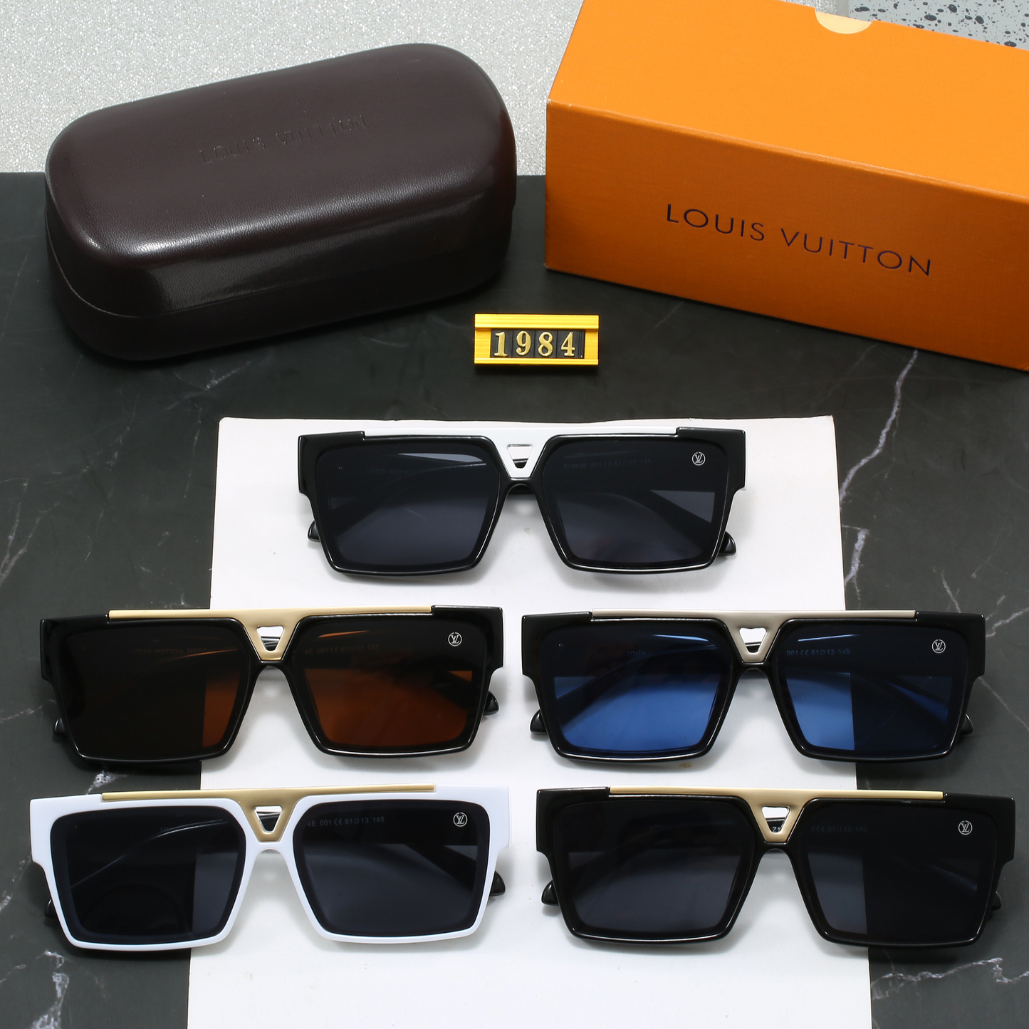 Geometric Triangle Detail Oversized Square Sunglasses (Model 1984)