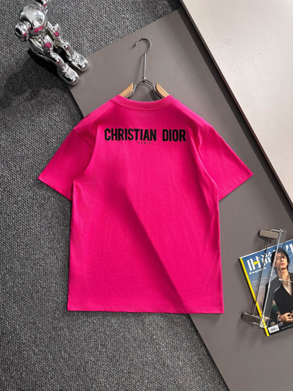 Embroidery with pockets t-shirt