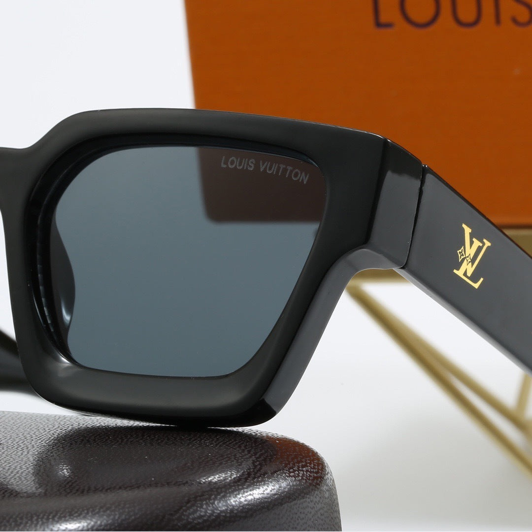 Angular Vanguard Bold Square Sunglasses (Model 3927)