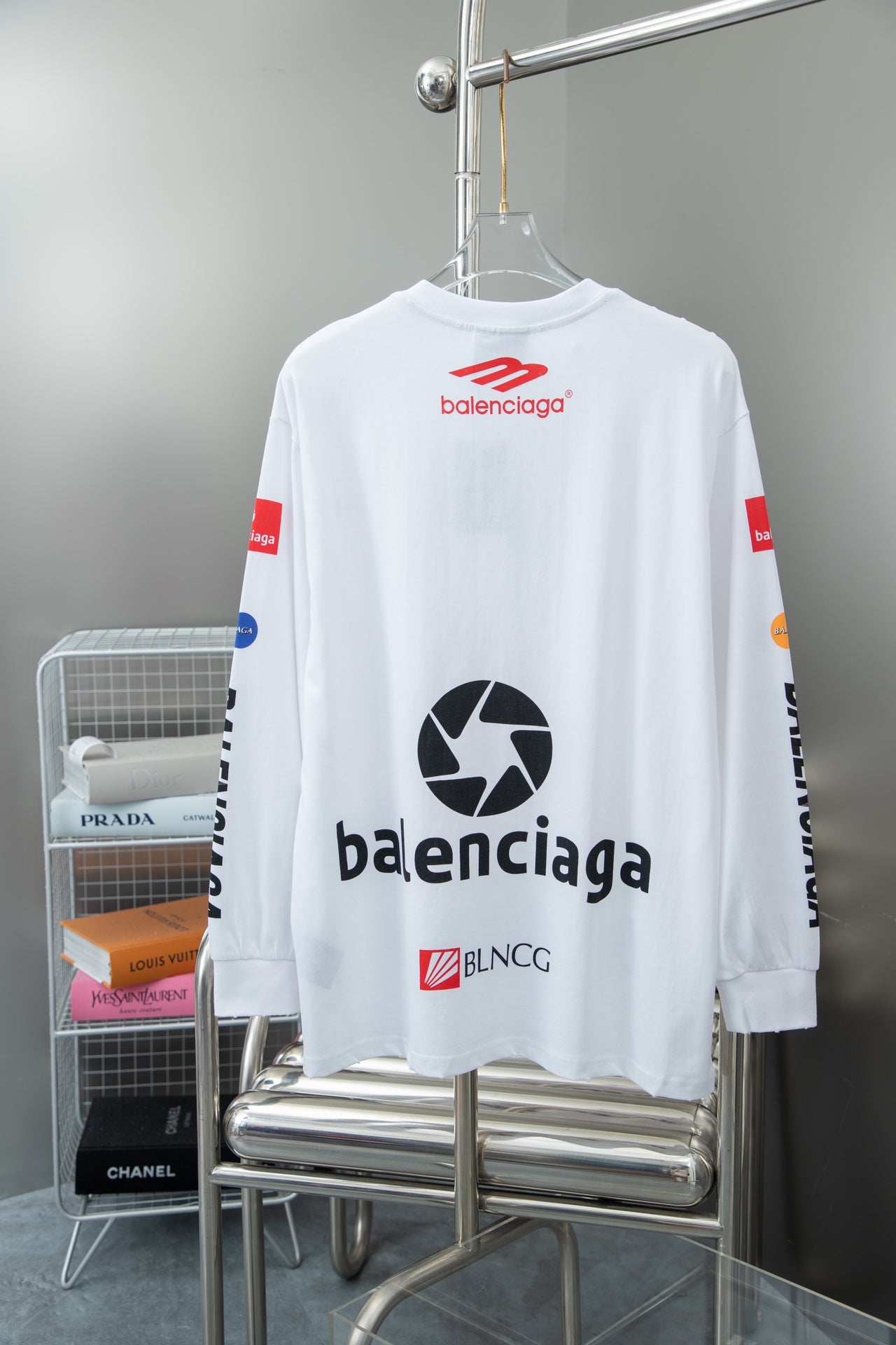 New printed long sleeve T-shirt