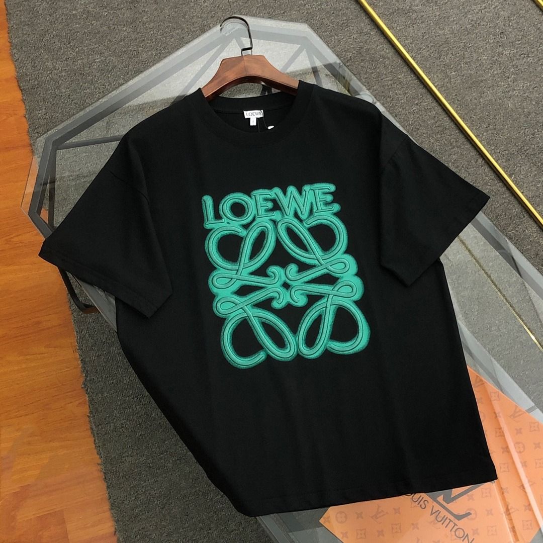 High quality embroidery t-shirt